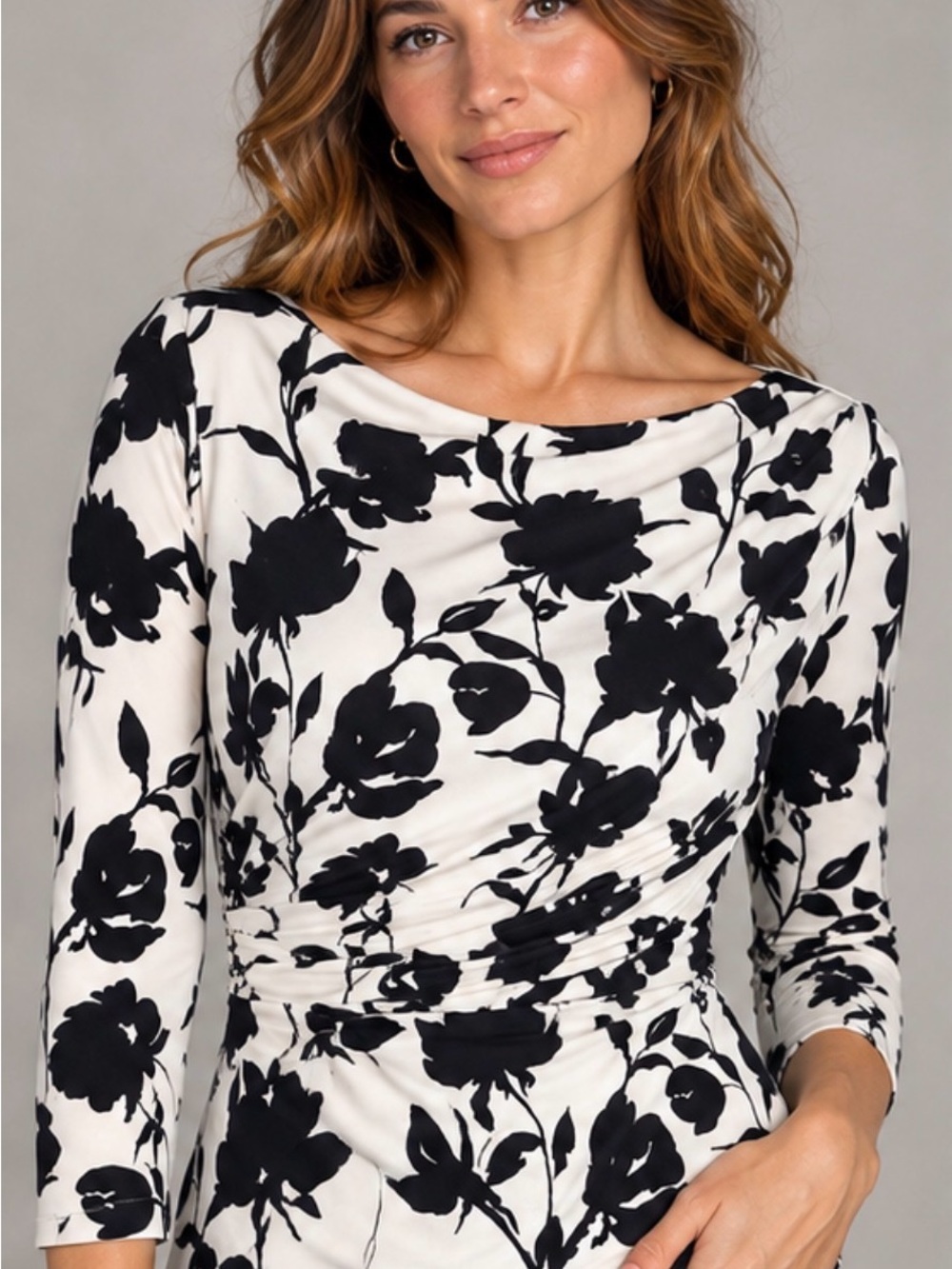 White House Black Market Black White Floral Ruched Top M